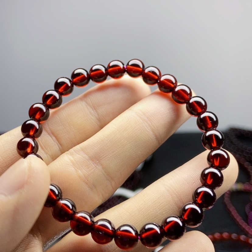 【闪购商品】石榴石手链未镶嵌