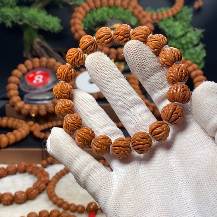 桃核吊坠秦岭龙纹