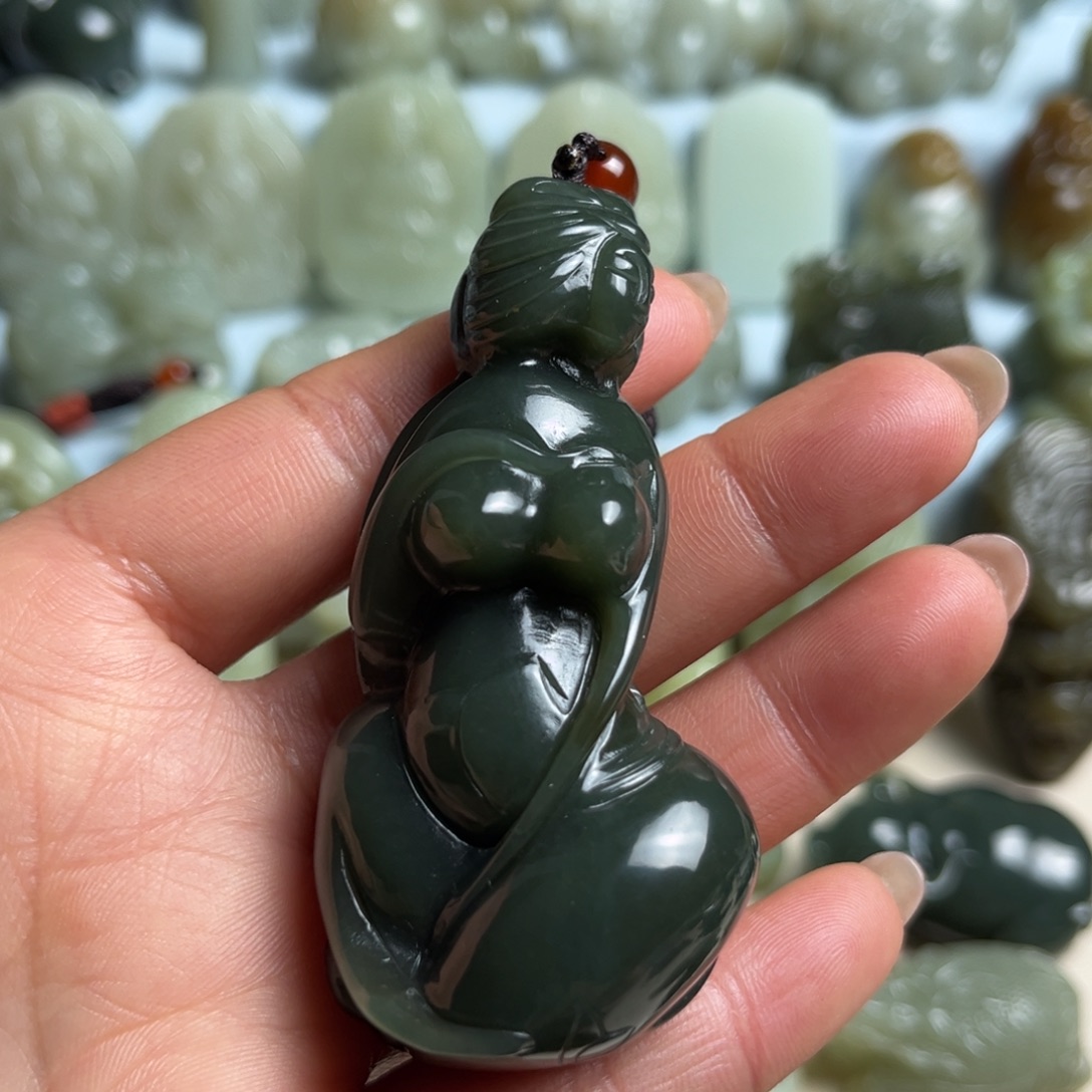 -***-和田玉未镶嵌把件