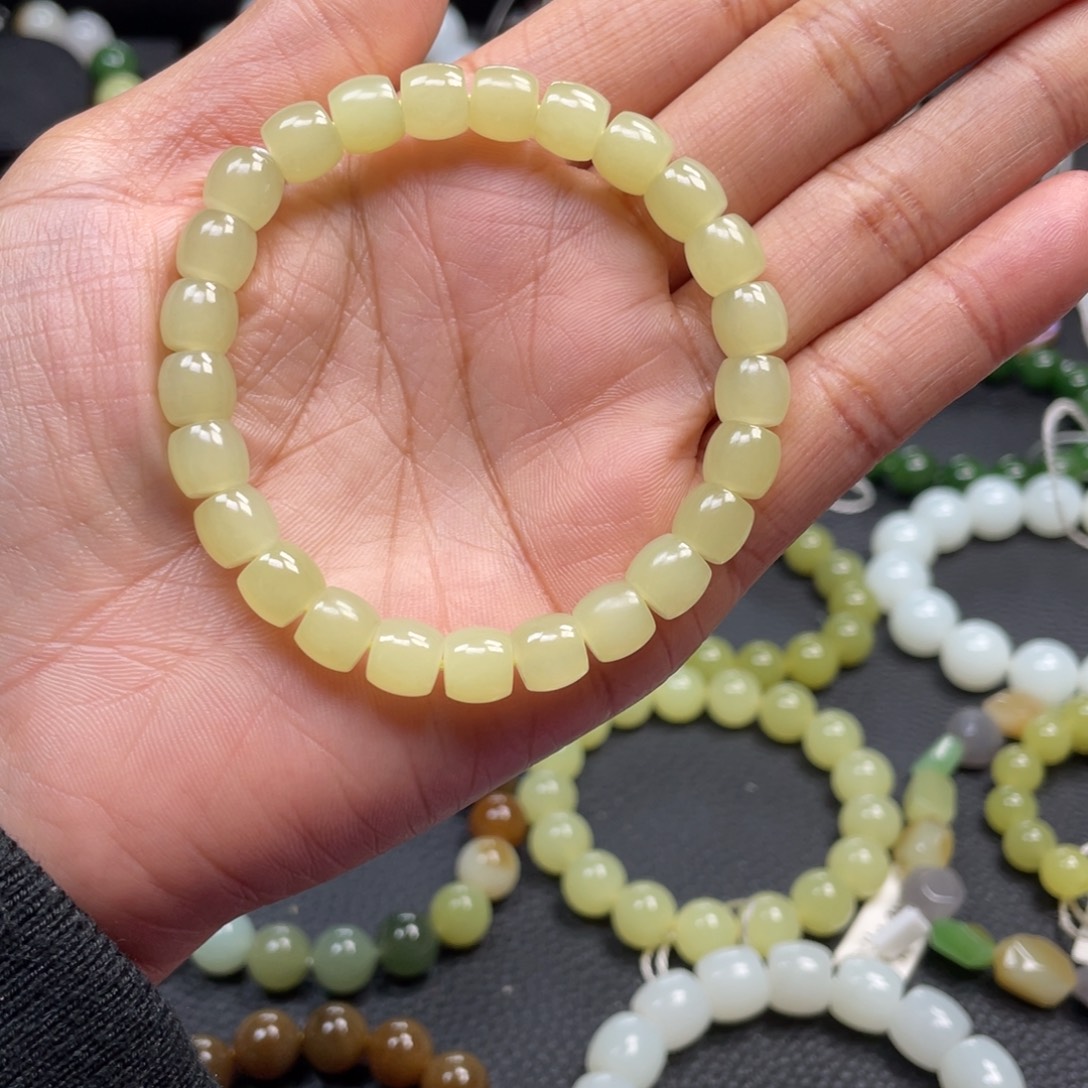 和田玉未镶嵌手链