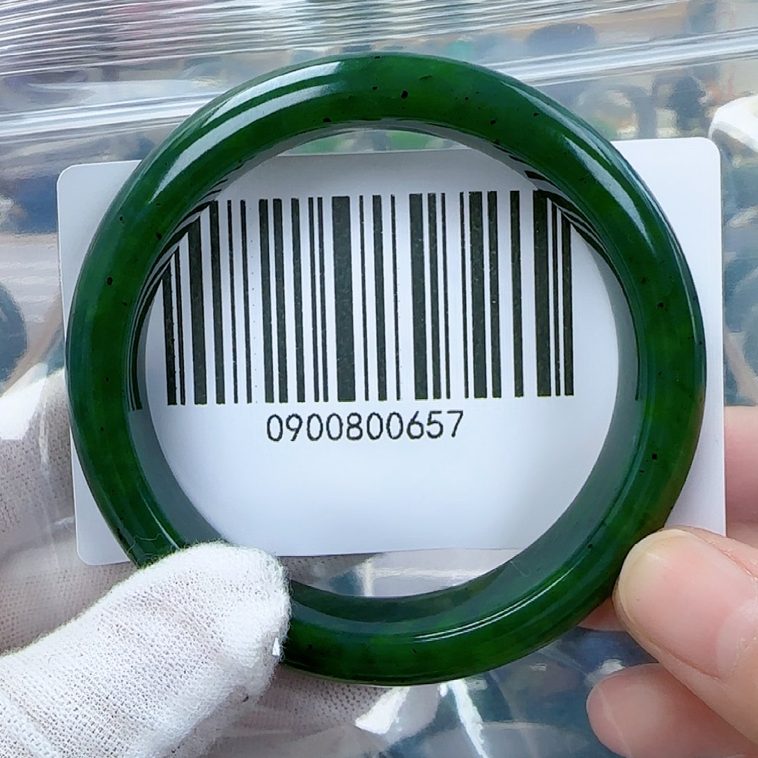 和田玉（碧玉）手镯未镶嵌包容56