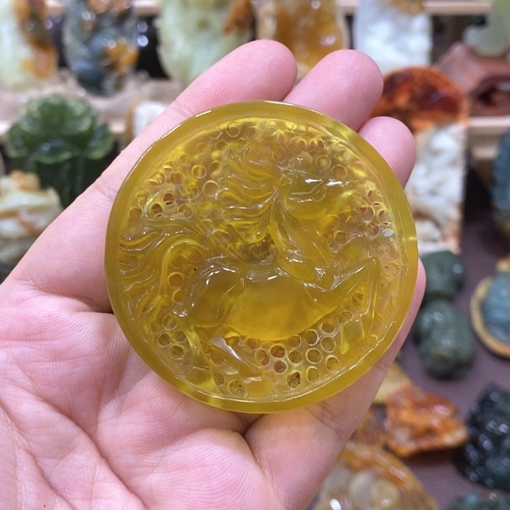 未镶嵌蛇纹石玉颈饰