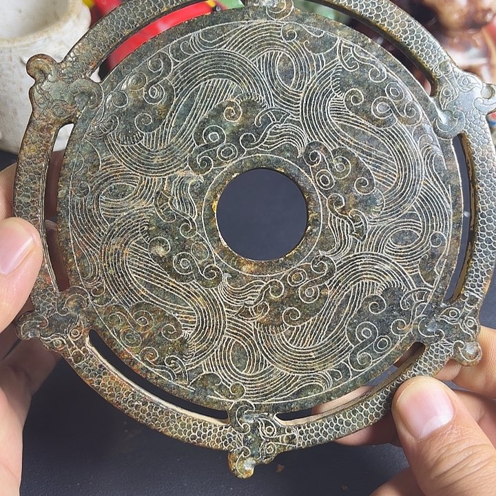 白玉菩提把件一个