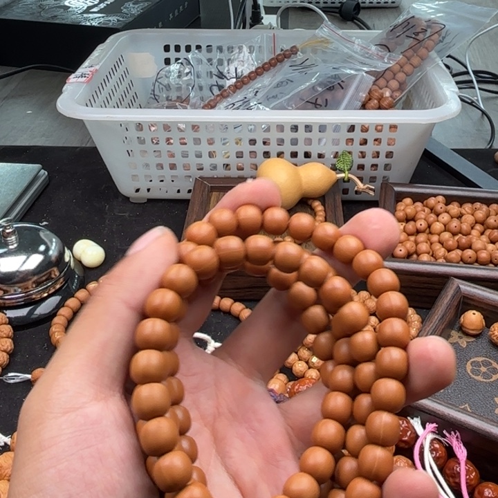 源***.猴头核桃吊坠老邢全品108