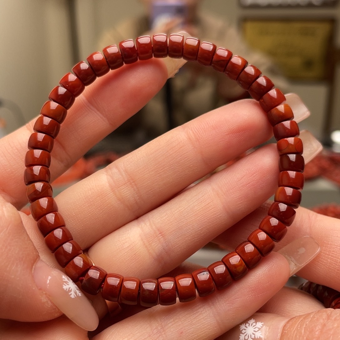 南红玛瑙手链未镶嵌