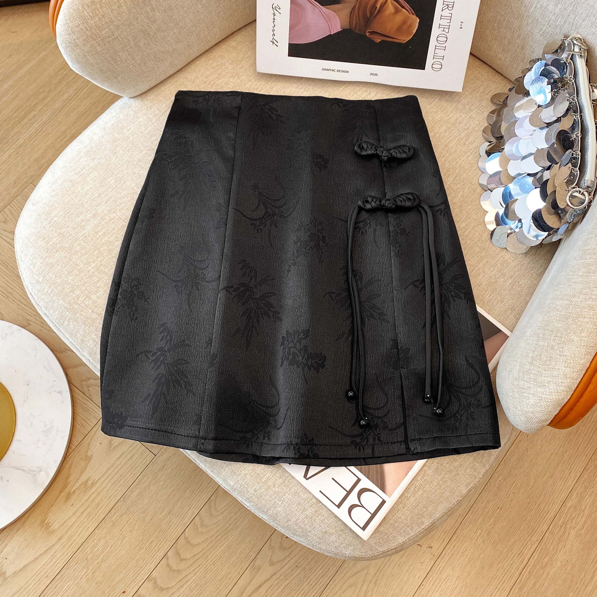 2025夏季新款大码胖mm半身裙女春夏新款复古缎面大码包臀裙