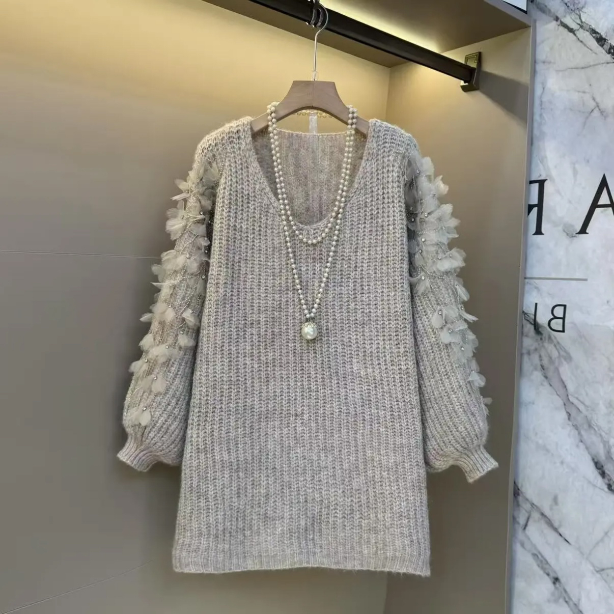 女中长款慵懒风针织冬季毛针织衫套头款花朵纯色拼色