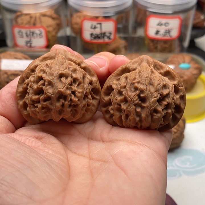 文玩核桃吊坠41宫灯