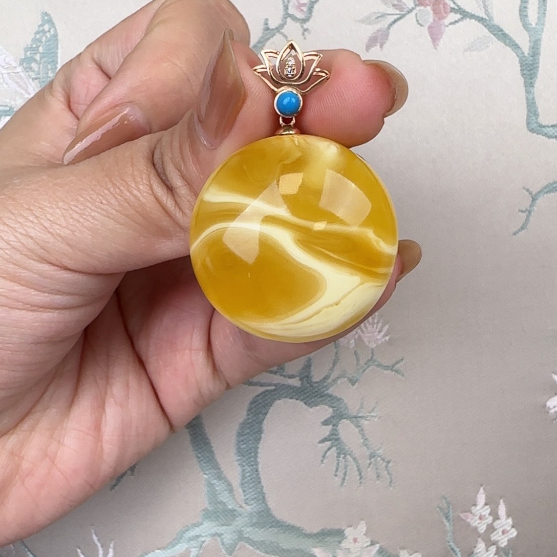 蜜蜡吊坠(不含链)18K金镶嵌