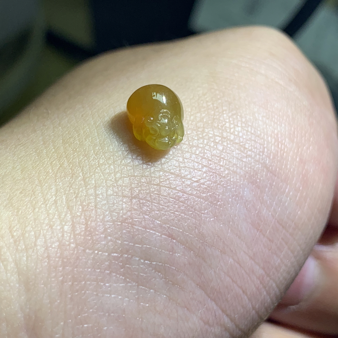 天然缅甸翡翠A货冰黄翡三脚金蟾 尺寸 9.3×7.1×4.4