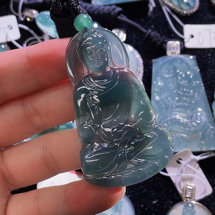 翡翠颈饰未镶嵌58，