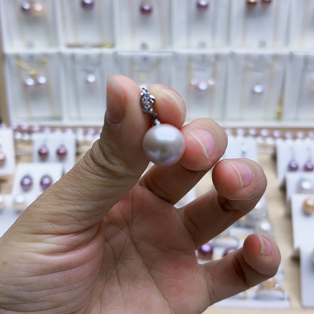 淡水珍珠颈饰合金