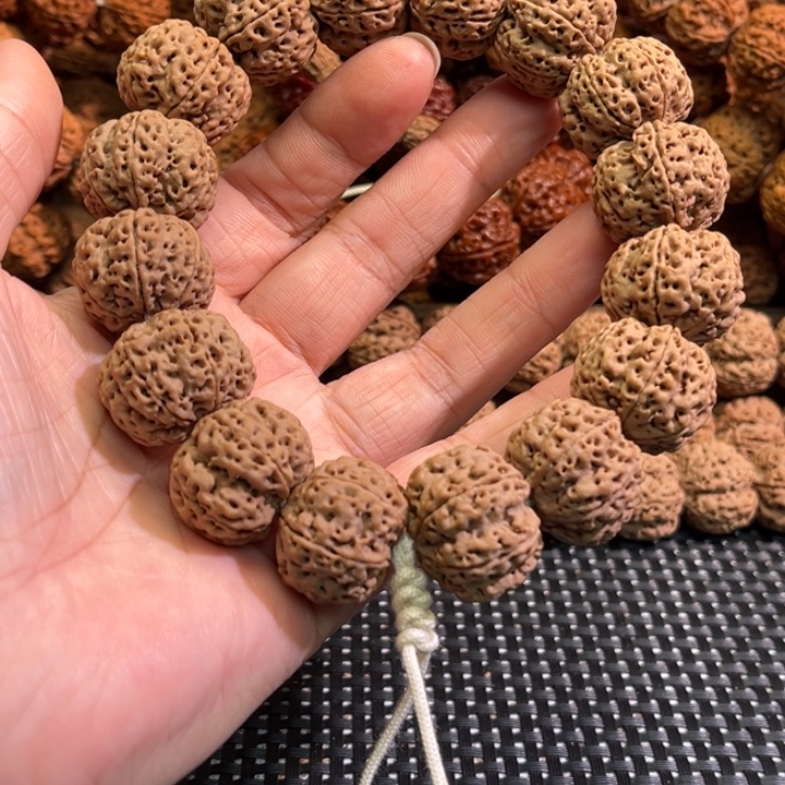 飞***猪吊坠金刚菩提六瓣