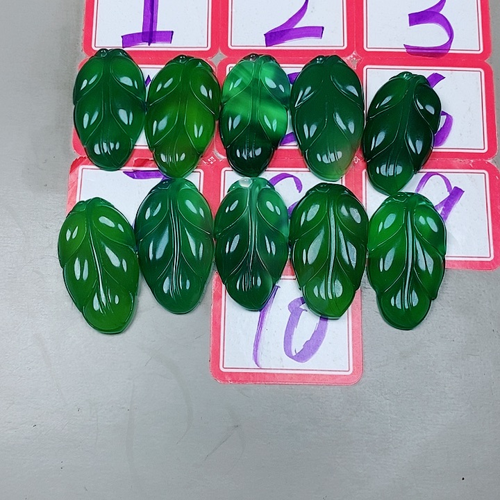 未镶嵌吊坠(不含链)玛瑙/玉髓未*