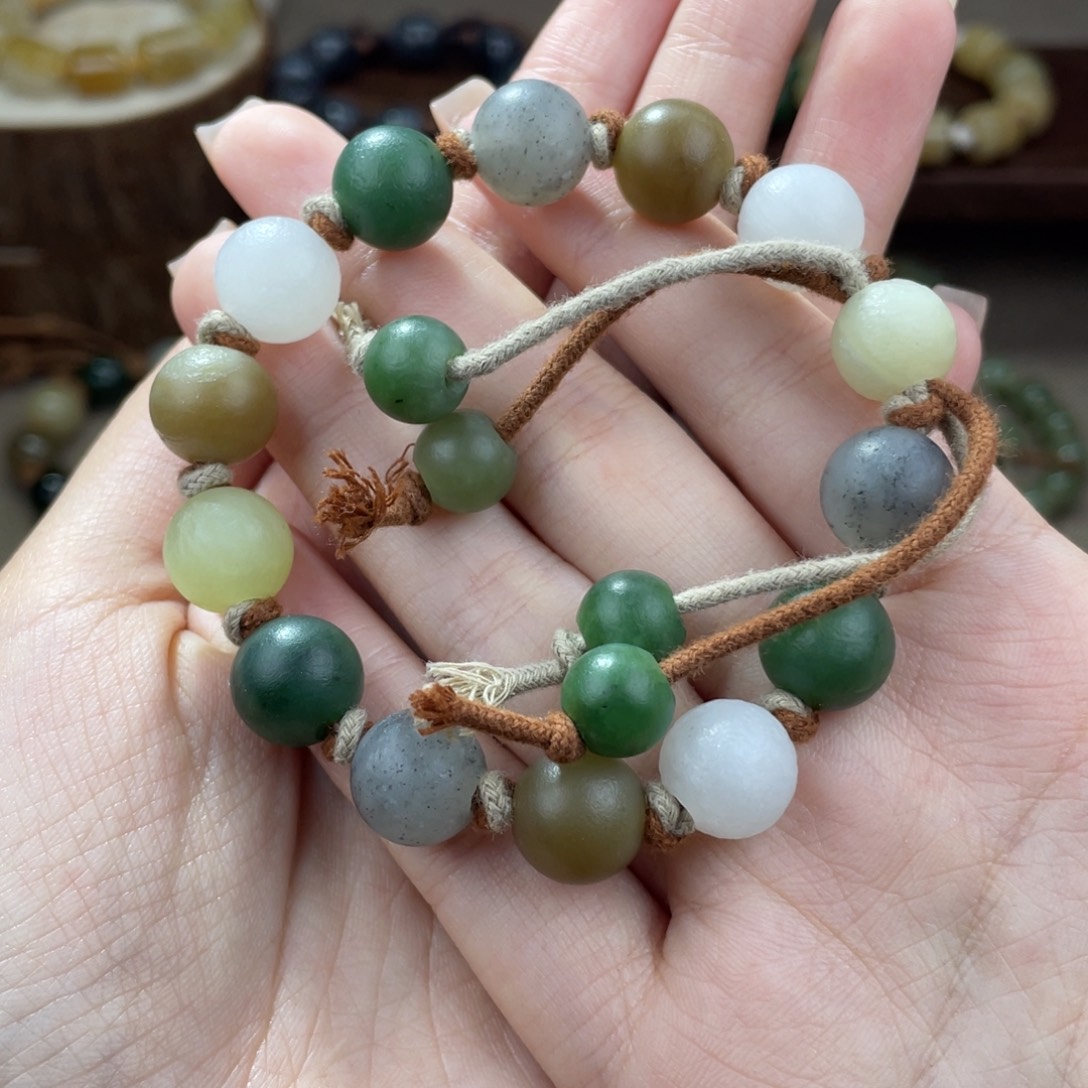 快***宝和田玉未镶嵌手链