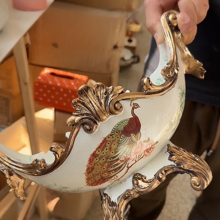 A***媛树脂摆件哈哈哈哈