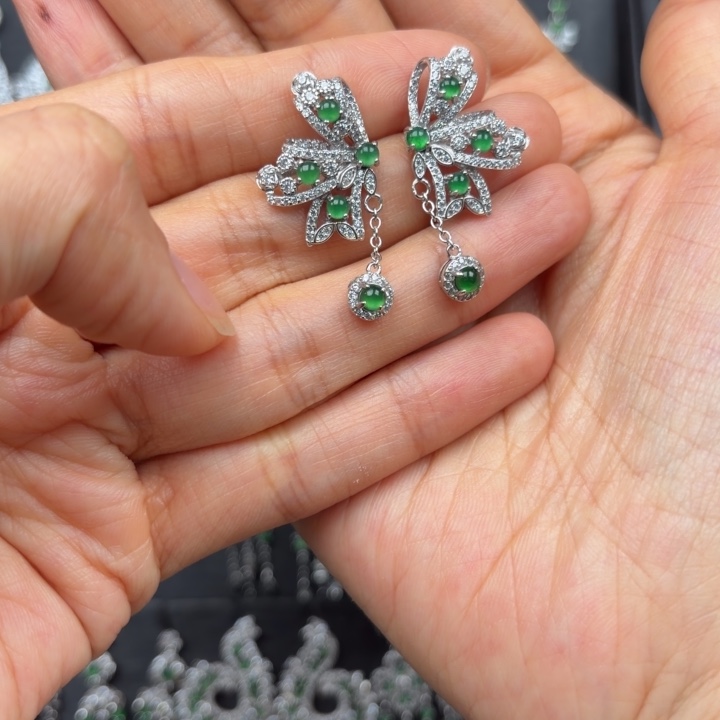 王***行翡翠银S925镶嵌耳饰