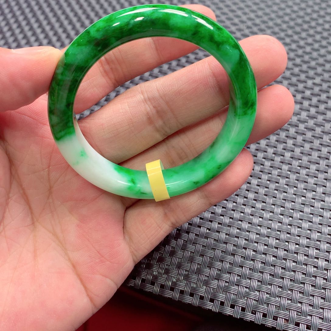 未镶嵌手镯翡翠翡翠