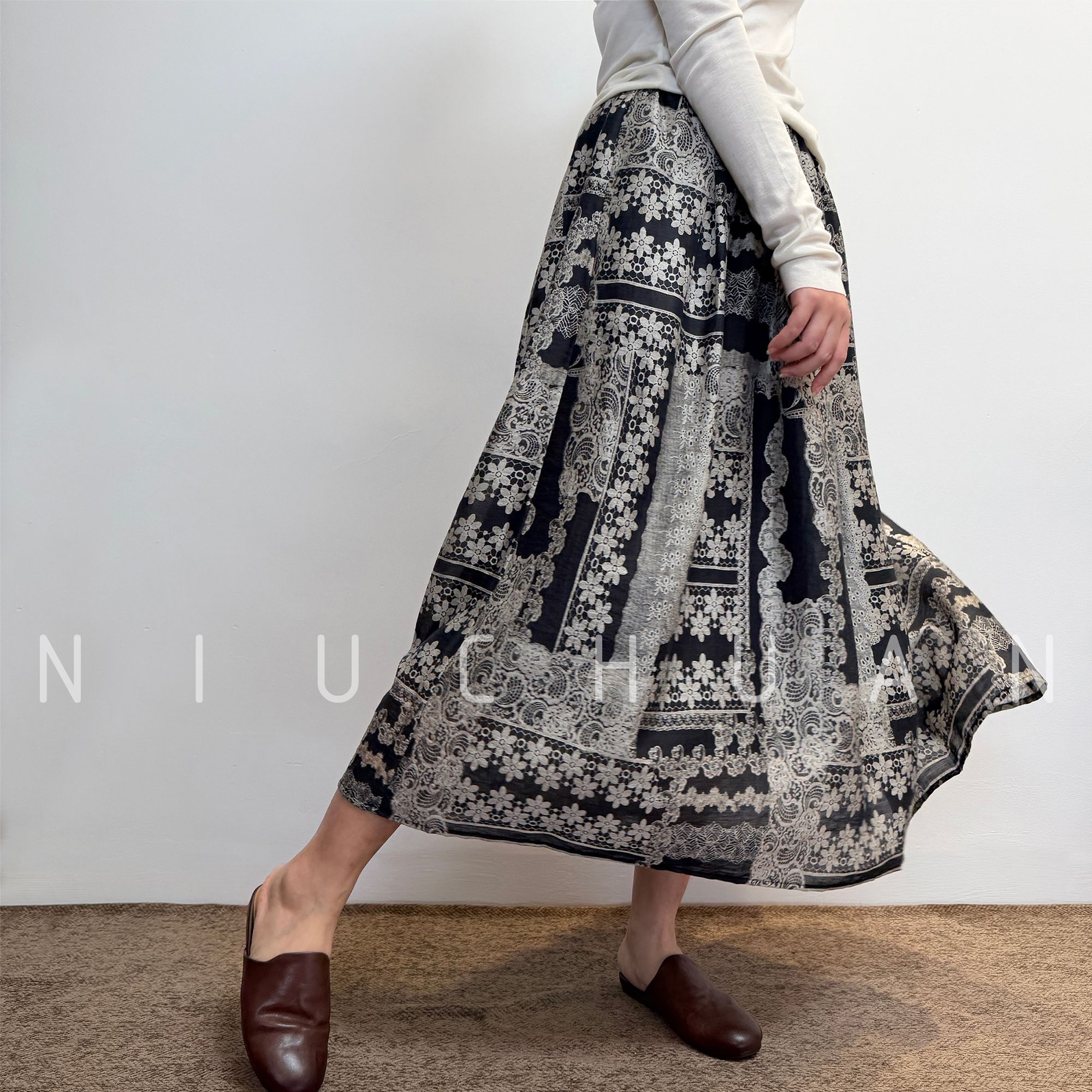 墨间花信」女士半身大摆中长裙  裙摆垂落，如夜色中静静展开的花园