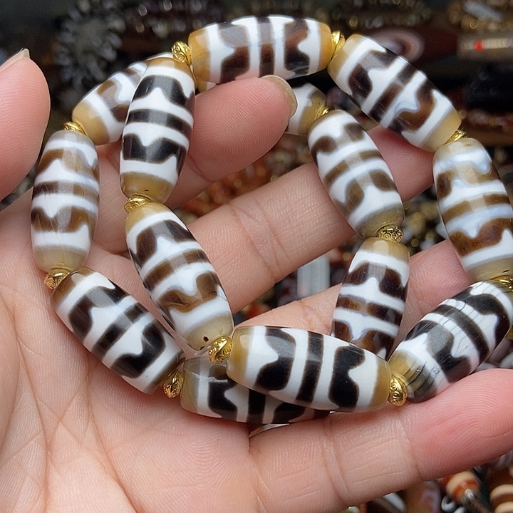 玛瑙/玉髓未镶嵌手链发一条