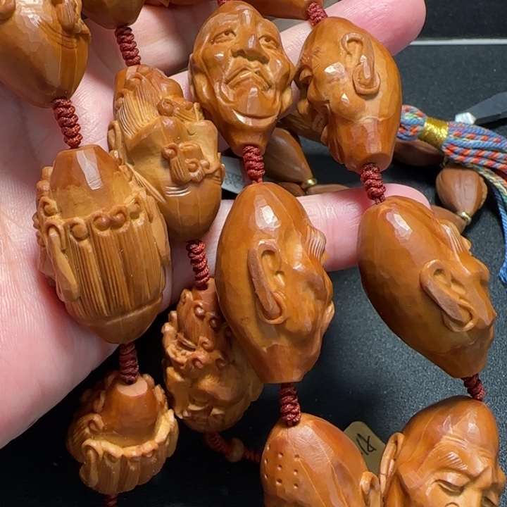 橄榄核手串意*万十八罗汉