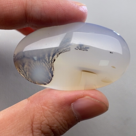 玛瑙/玉髓颈饰未镶嵌花*。