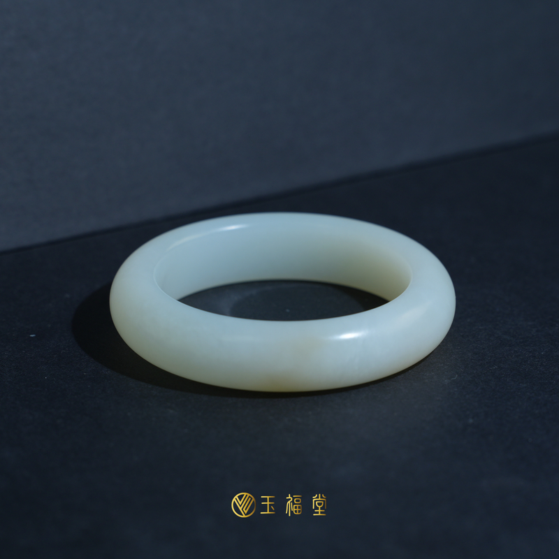 【微棉特价】玉福堂 | 新疆和田玉且末高青白玉镯小宽胎手镯55mm