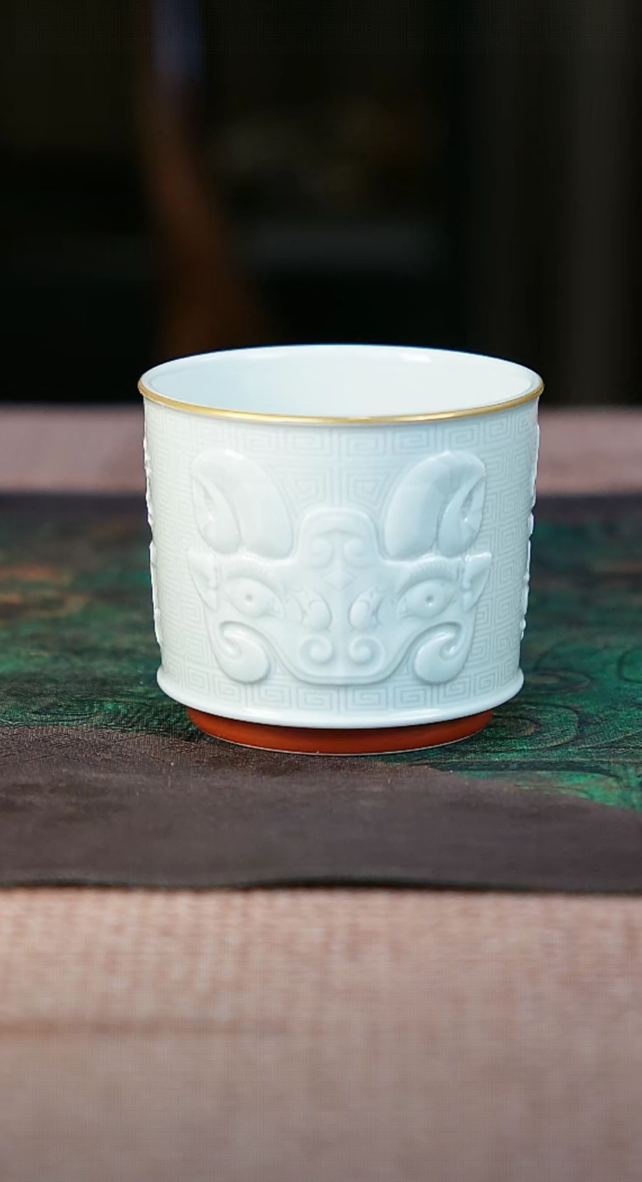 【九鼎】青花 · 何尊饕餮纹主人杯