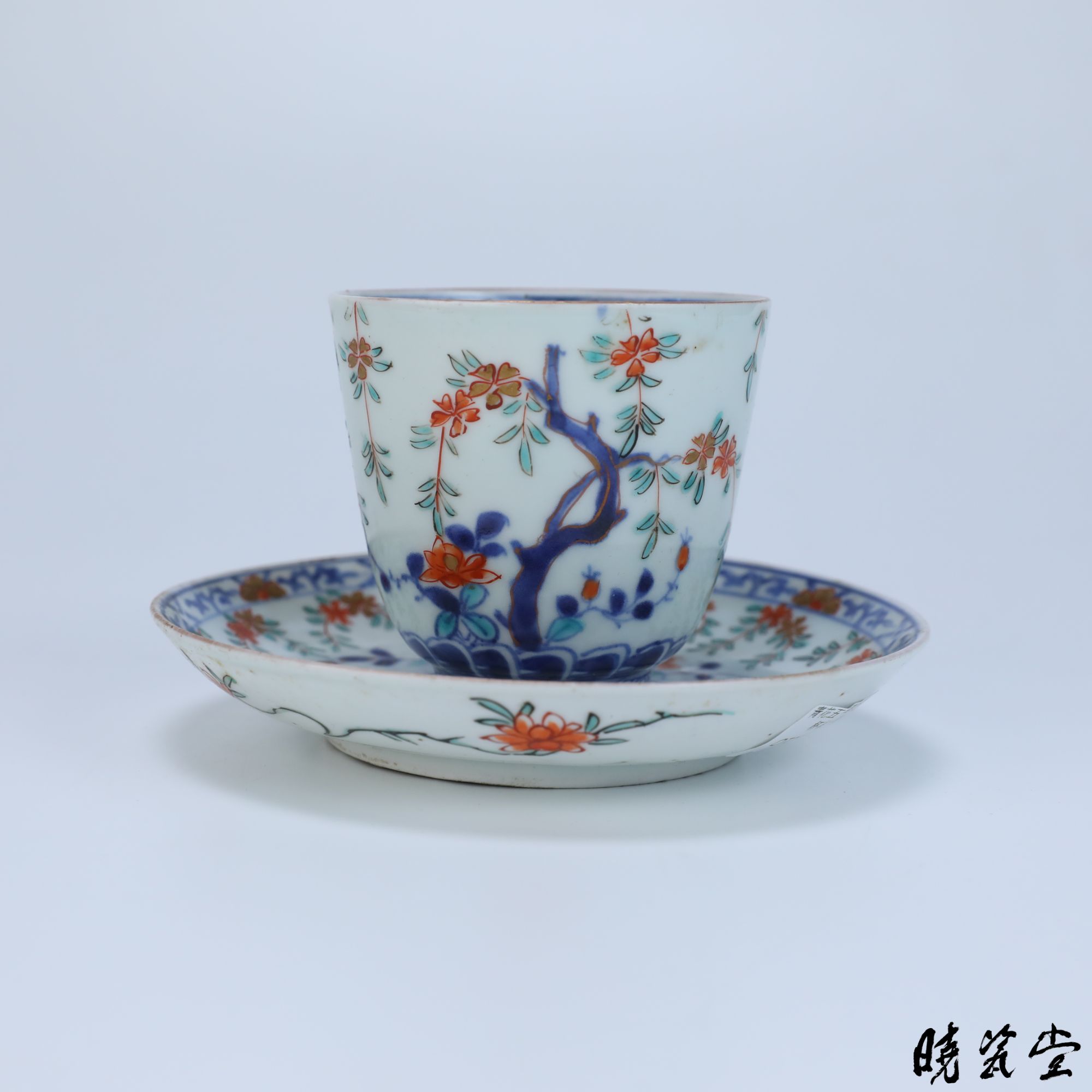 【晓瓷堂】青花五彩描金花卉杯碟一套 QT250624