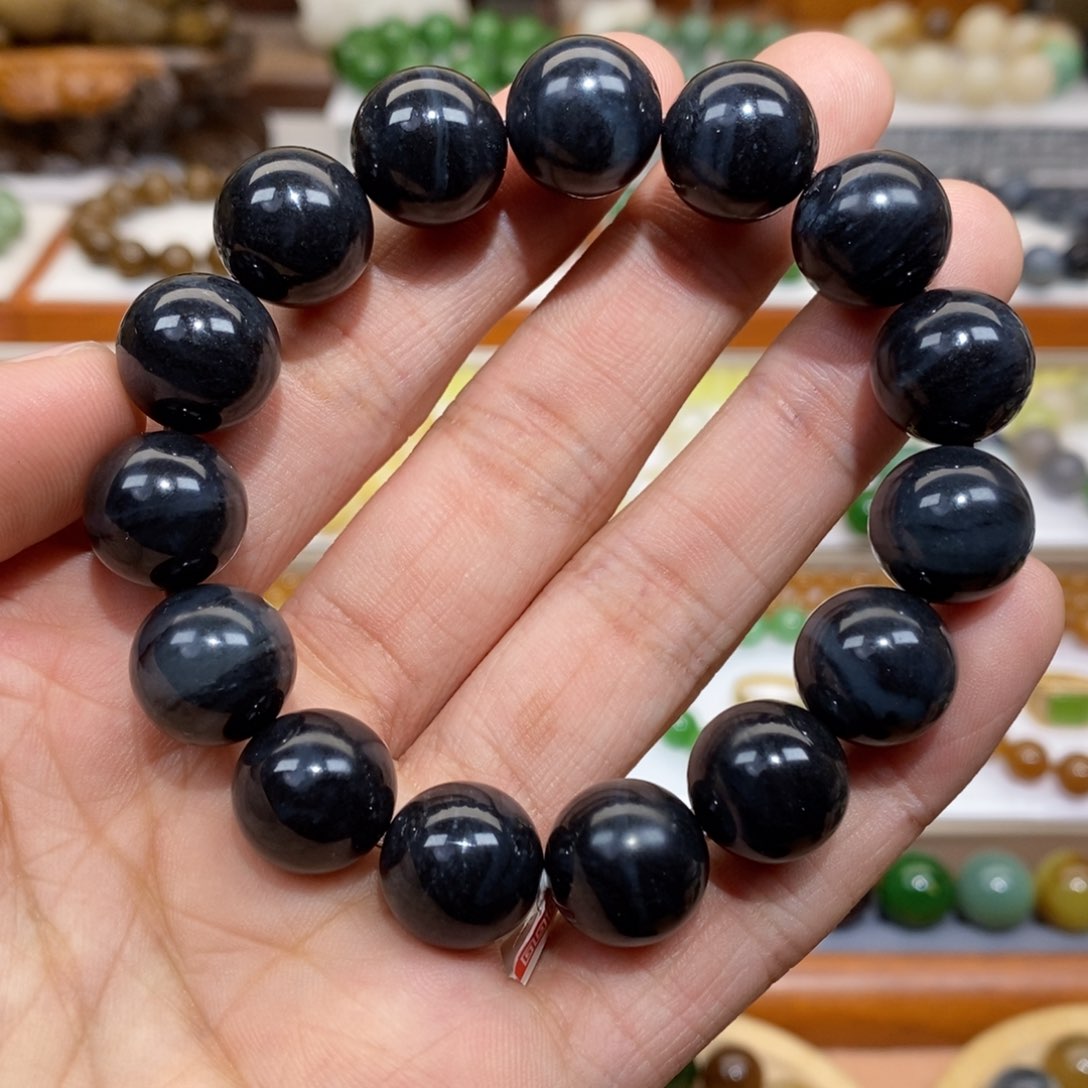 和田玉手串未镶嵌