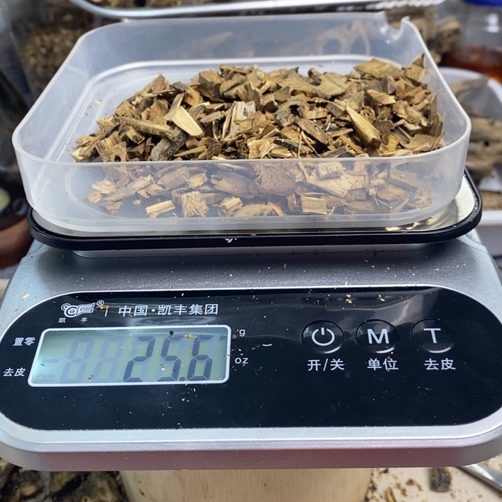 沉香沉香碎屑原材料