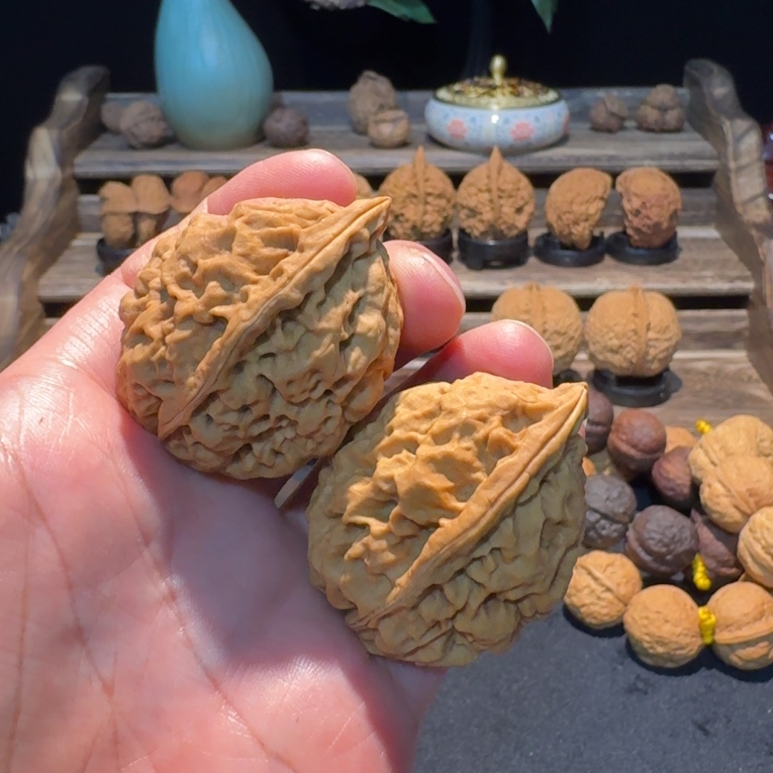 把件文玩核桃云南铁核桃48