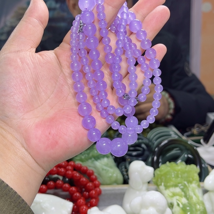 石英质玉颈饰未镶嵌就**玩