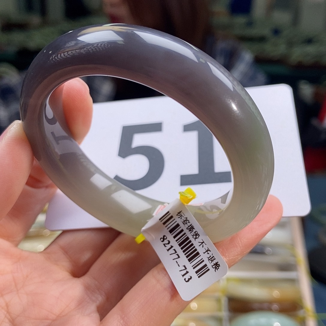 和田玉手镯未镶嵌51 52