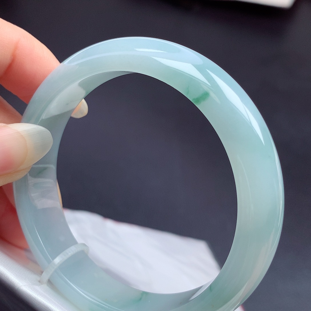 翡翠未镶嵌手镯55圈口