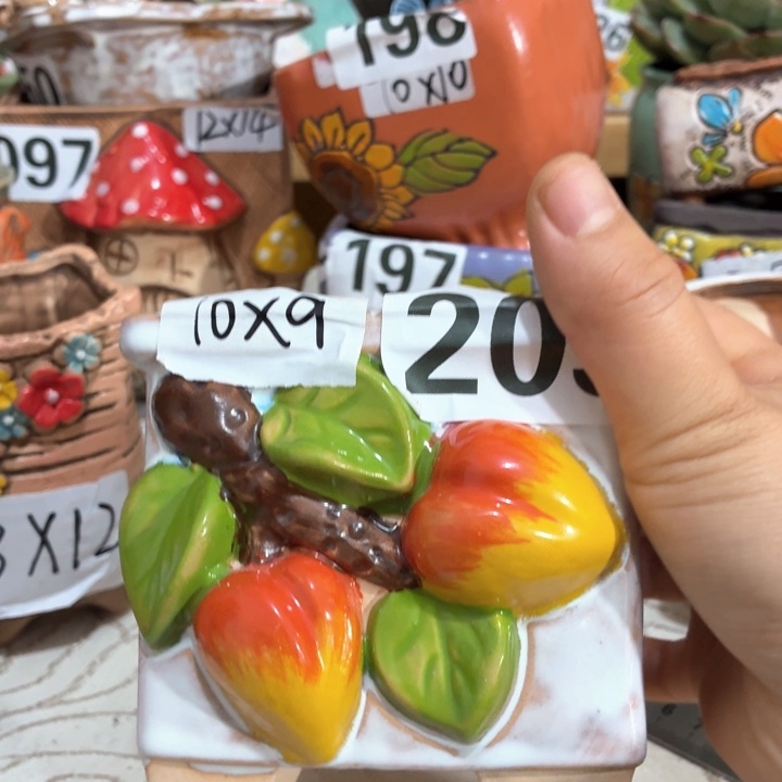 多肉花盆满15包邮