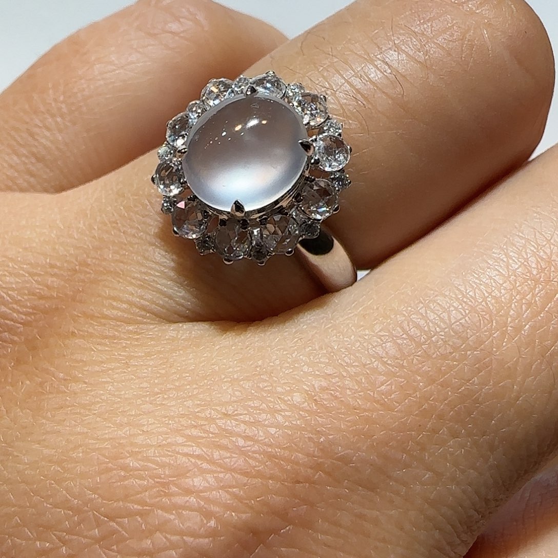 翡翠18K金镶嵌戒指戒指