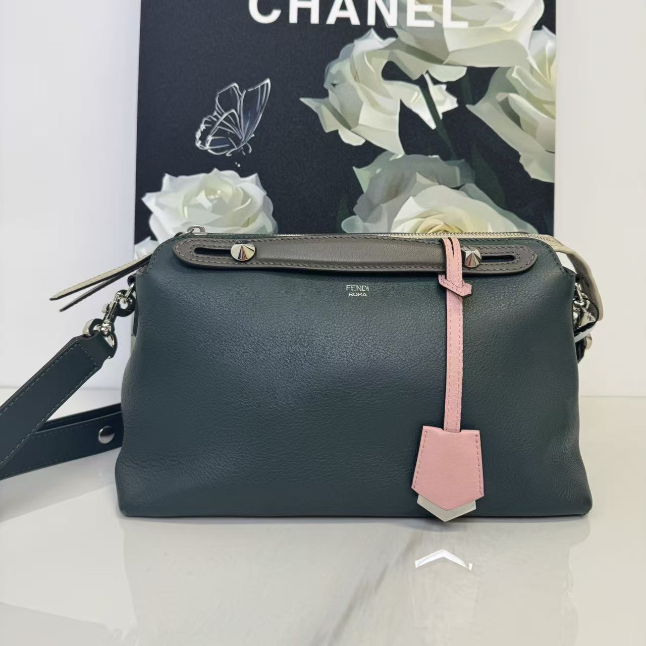 99新 FENDI/芬迪 bytheway绿色中号单肩斜挎包