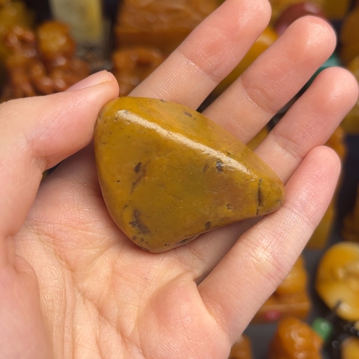 田黄石若*有题材：工艺品