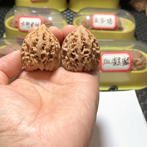 吊坠文玩核桃太行龙纹