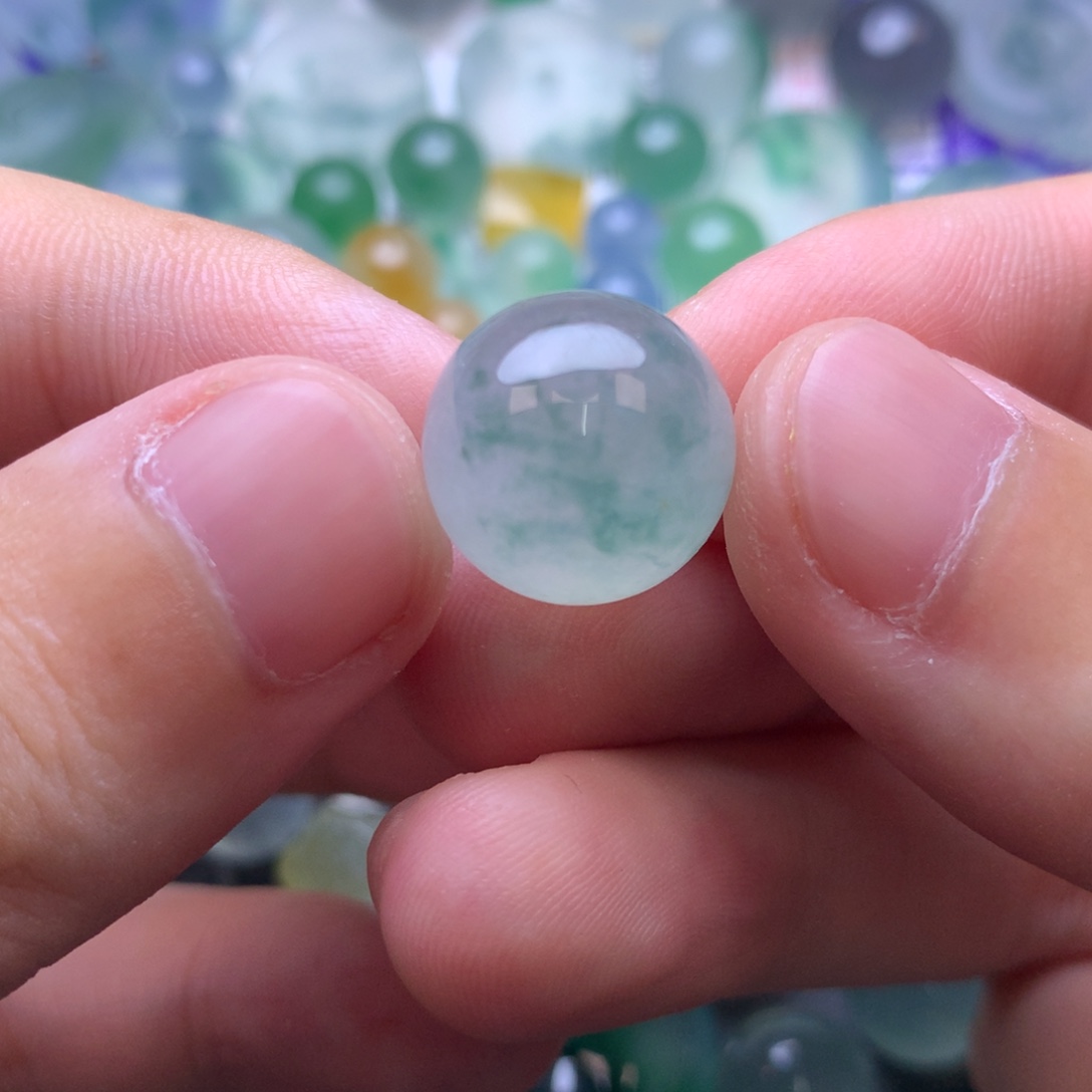 定制翡翠未镶嵌珠子