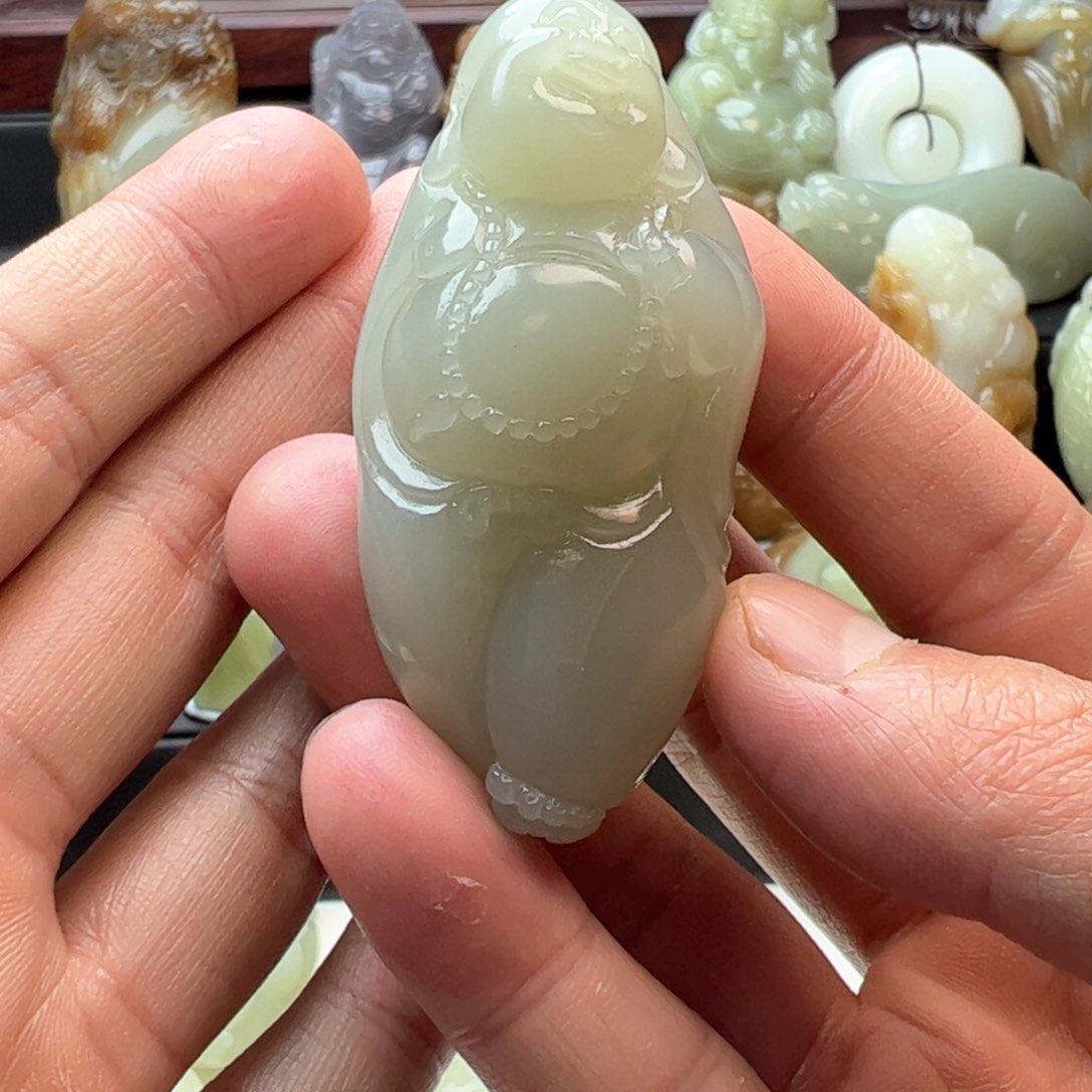 和田玉颈饰未镶嵌