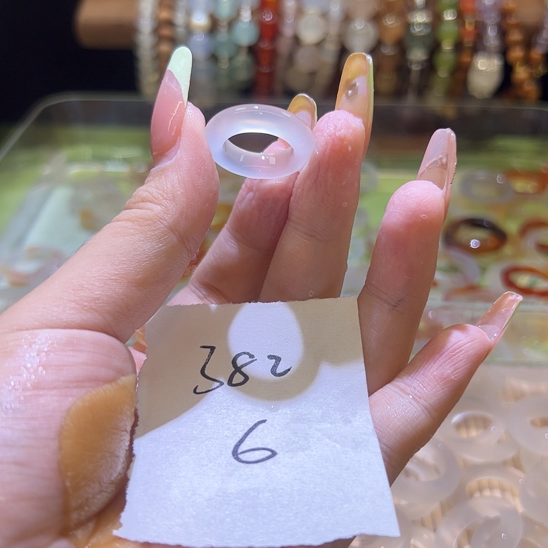 玛瑙/玉髓戒指未镶嵌