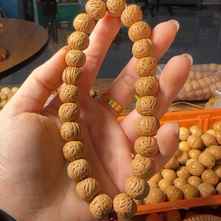 吊坠桃核盘锦小树王