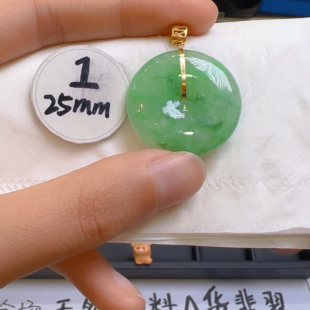 翡翠颈饰18K金镶嵌翡翠