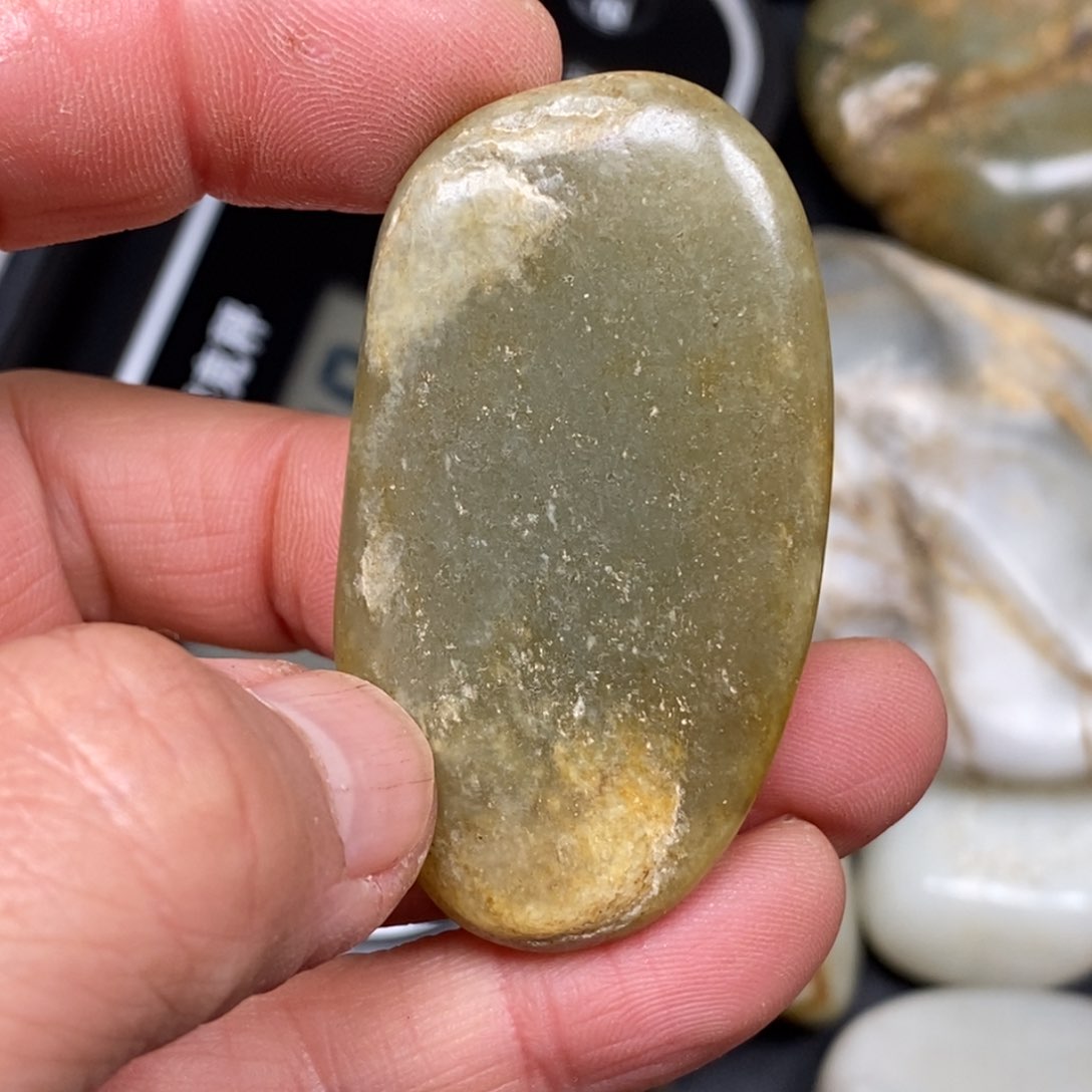 和田玉（糖玉）挂件未镶嵌