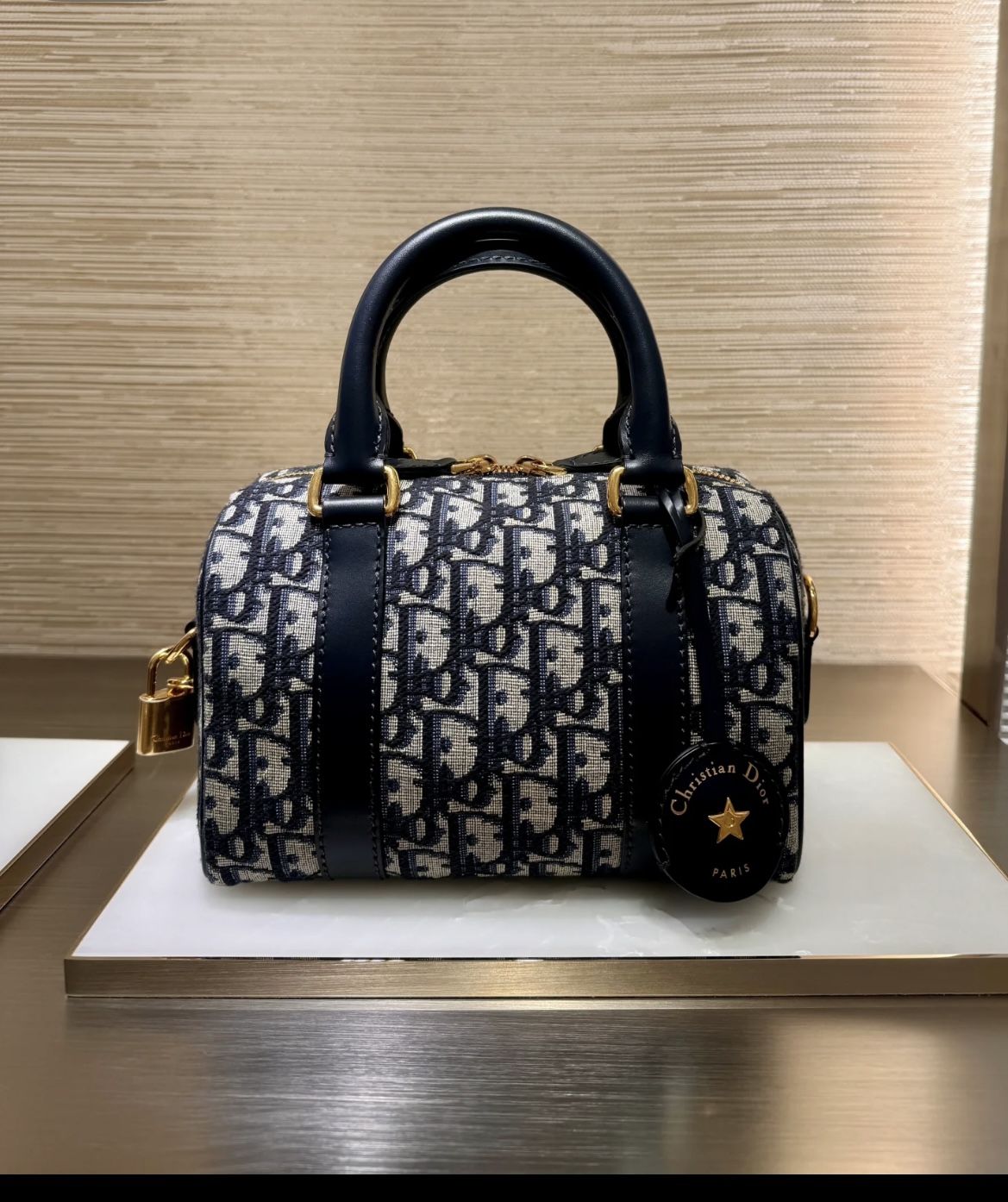 未使用 DIOR/迪奥 未使用 /迪奥 壹所奢品 波士顿20 全新 元旦