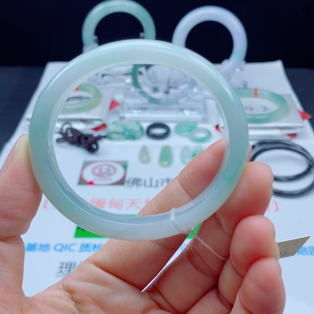 翡翠手镯未镶嵌52-53贵妃手镯