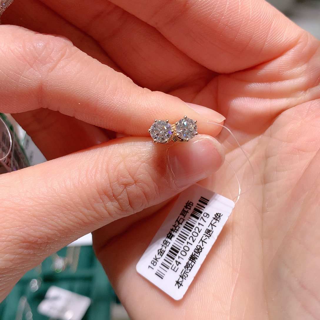 合成钻石耳饰18K金镶嵌