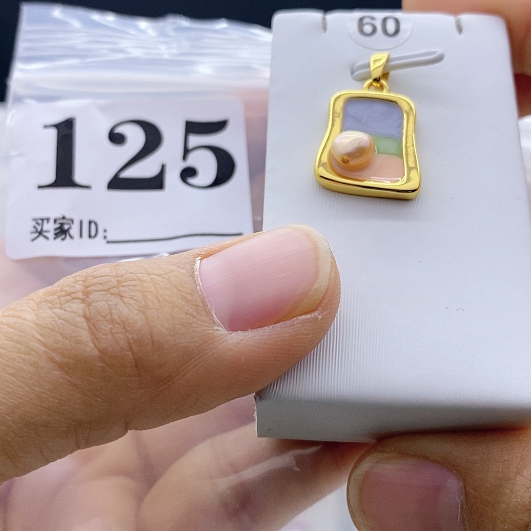 钛钢颈饰淡水珍珠